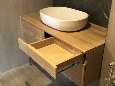 мебель для ванной из дерева