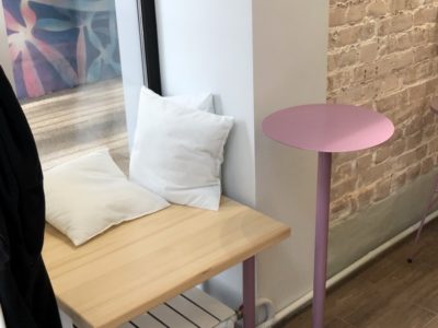 мебель для кафе из дерева - столы и стулья