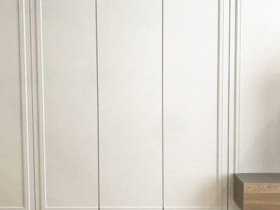 Функциональный скрытый шкаф для кухни  в современном стиле от Woodkivi