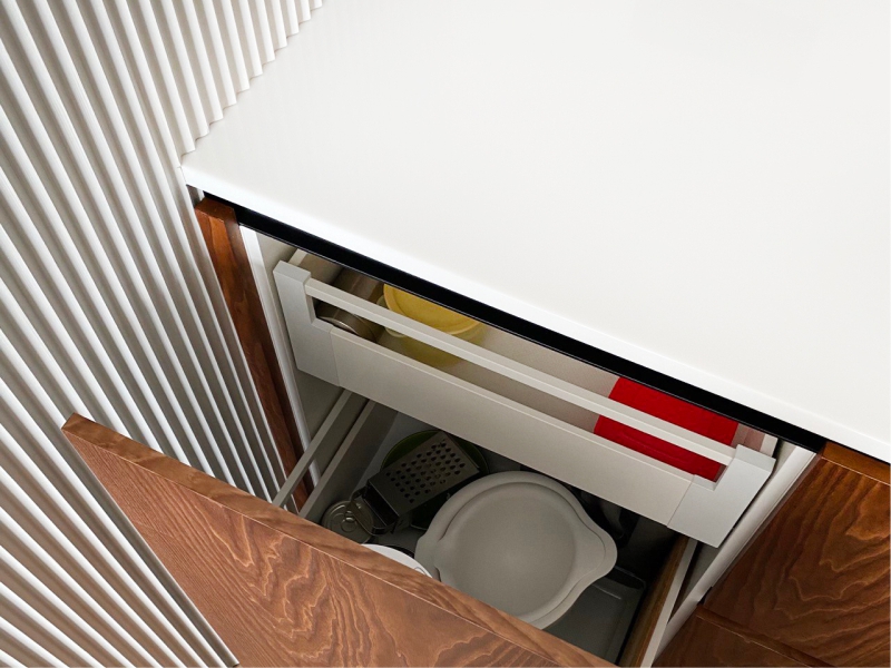 Купить кухонный гарнитур с отделением для встроенной посудомоечной машины по выгодной цене от Woodkivi