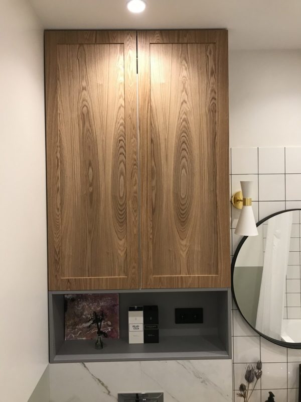 Шкаф над унитазом Гратик из дерева для туалета и ванной комнаты заказать в Екатеринбурге